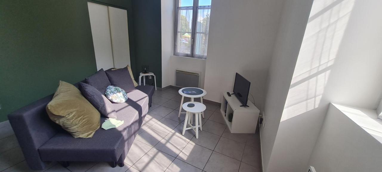 Grevy Deux Etoiles, Apartment
